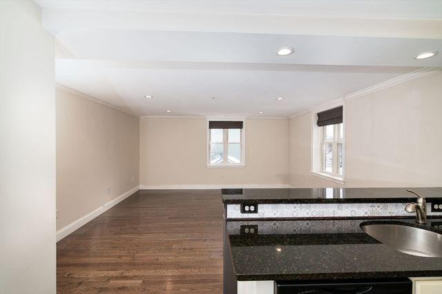 145 Hancock St 309, Braintree, MA 02184