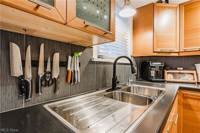 17413 Glenshire Avenue, Cleveland, OH 44135