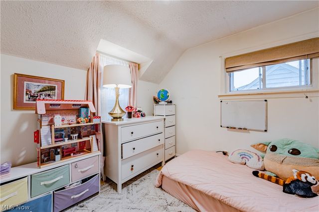 17413 Glenshire Avenue, Cleveland, OH 44135