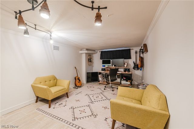 17413 Glenshire Avenue, Cleveland, OH 44135