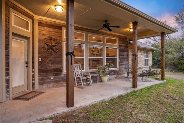 6909 Running Deer Court, Granbury, TX 76049