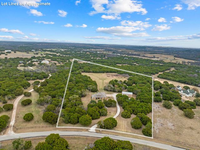 6909 Running Deer Court, Granbury, TX 76049