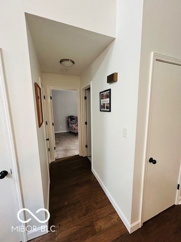 209 Brighton Court, Greenwood, IN 46143