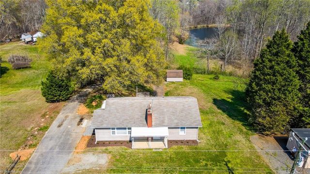 3283 US Highway 64, Advance, NC 27006