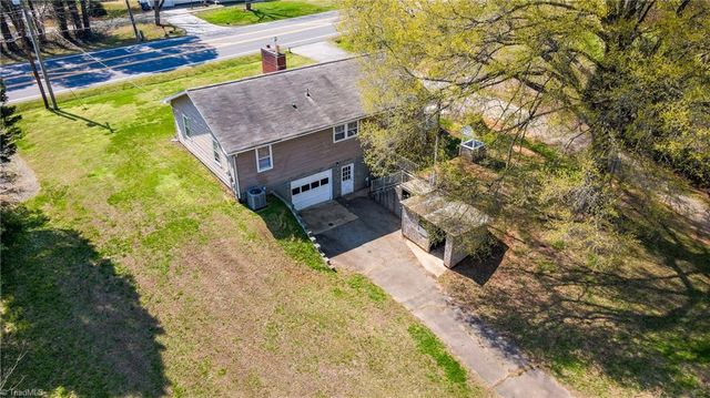 3283 US Highway 64, Advance, NC 27006