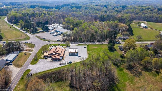 3283 US Highway 64, Advance, NC 27006