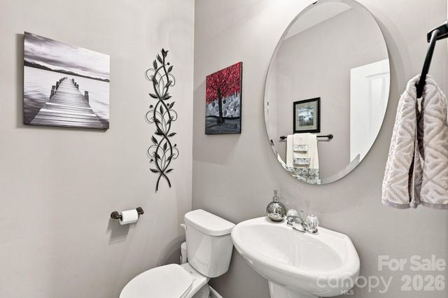 608 Augustus Lane, Mount Holly, NC 28120