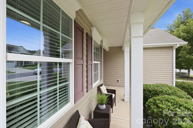 608 Augustus Lane, Mount Holly, NC 28120