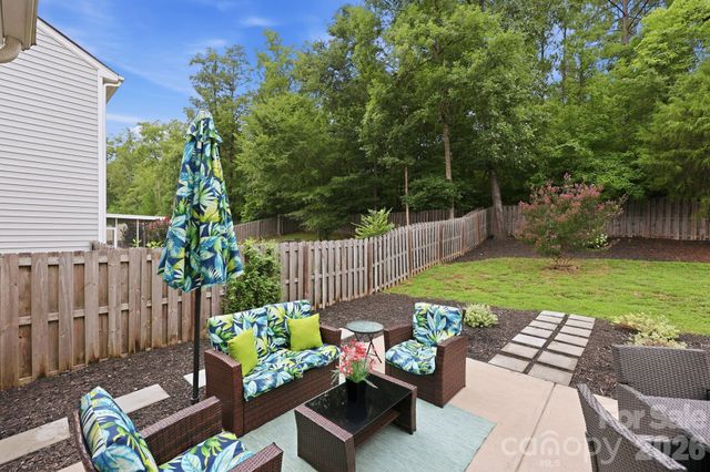 608 Augustus Lane, Mount Holly, NC 28120