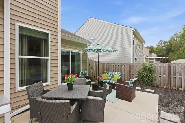 608 Augustus Lane, Mount Holly, NC 28120