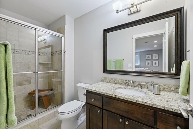 633 Park Street E, Wayzata, MN 55391