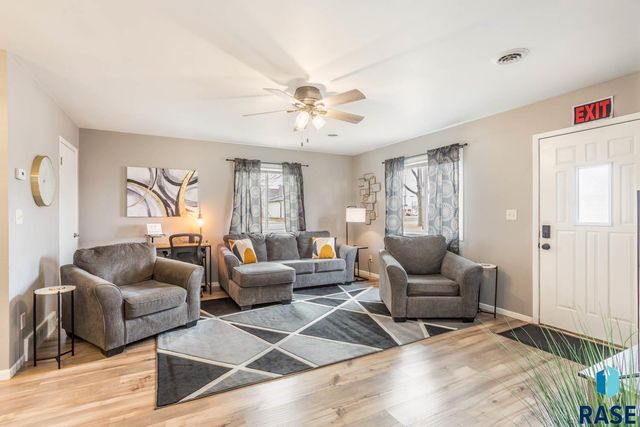 126 S Williams Ave Avenue, Sioux Falls, SD 57104