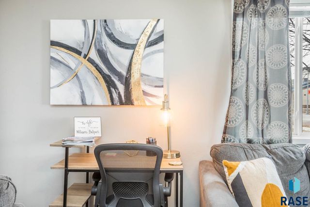 126 S Williams Ave Avenue, Sioux Falls, SD 57104