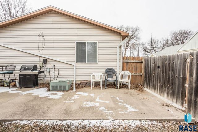 126 S Williams Ave Avenue, Sioux Falls, SD 57104