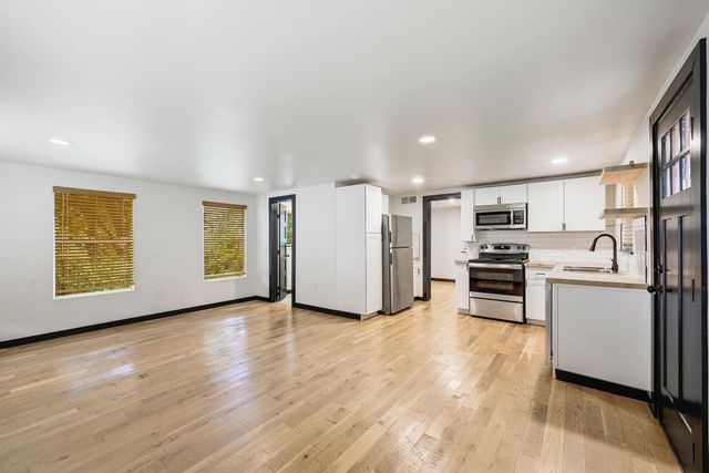 1711 Brentwood ST B, Austin, TX 78757