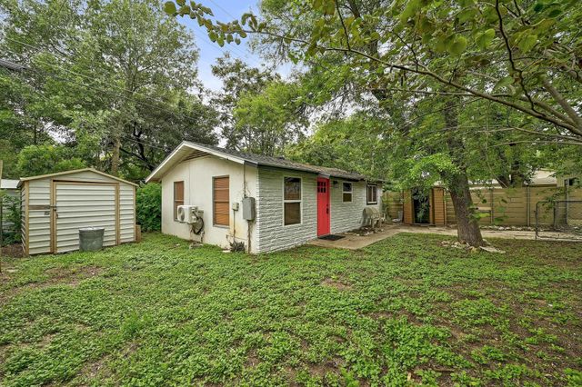 1711 Brentwood ST B, Austin, TX 78757