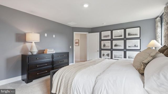 135 WAPPINGER TER, Winchester, VA 22602