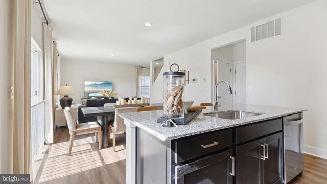 135 WAPPINGER TER, Winchester, VA 22602