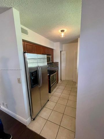 333 SW 86th Ave 201, Pembroke Pines, FL 33025