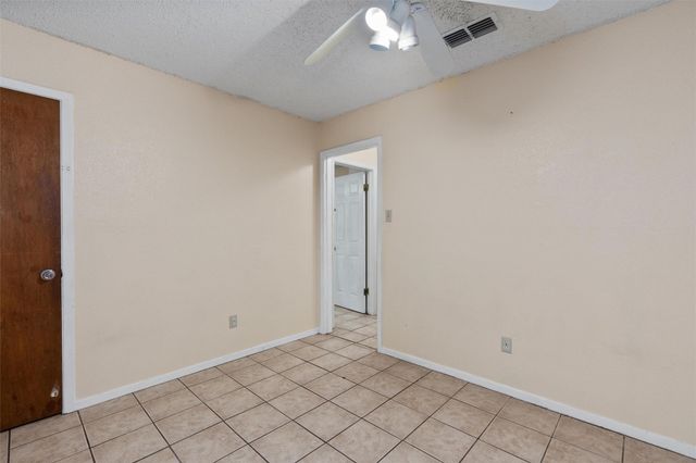 4809 BAYSIDE DR, Austin, TX 78744
