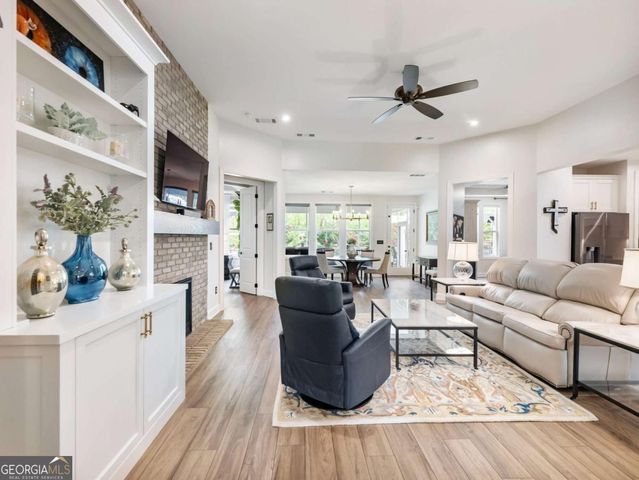 522 Ontario Lane, Hoschton, GA 30548