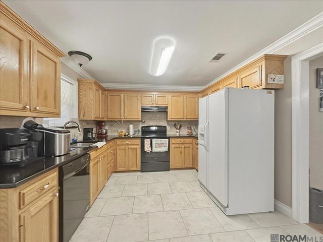 30961 Linder Rd, Denham Springs, LA 70726