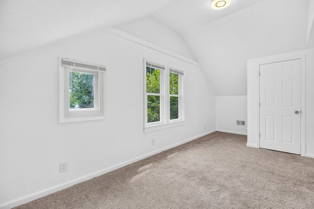 712 Fenimore Avenue, Kalamazoo City, MI 49048