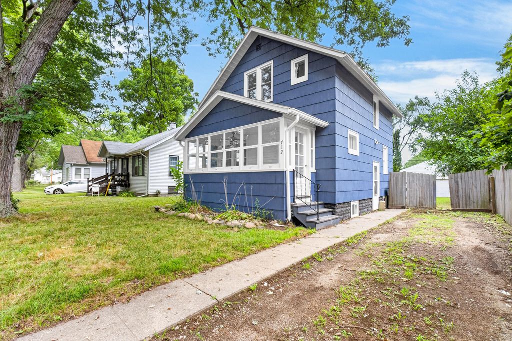 712 Fenimore Avenue, Kalamazoo City, MI 49048