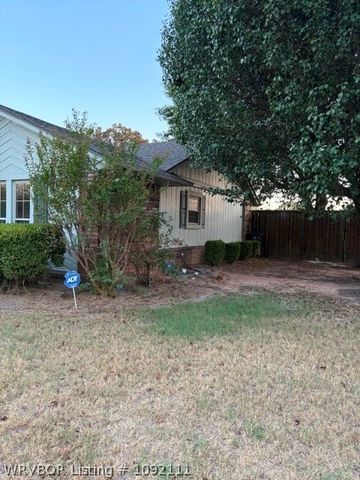 3010 Riverbend Drive, Fort Smith, AR 72903