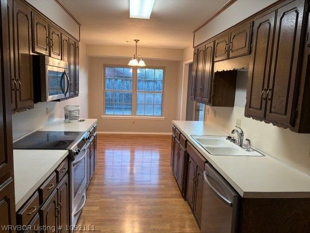 3010 Riverbend Drive, Fort Smith, AR 72903