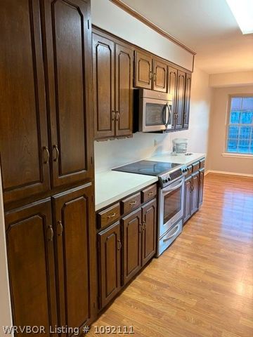 3010 Riverbend Drive, Fort Smith, AR 72903