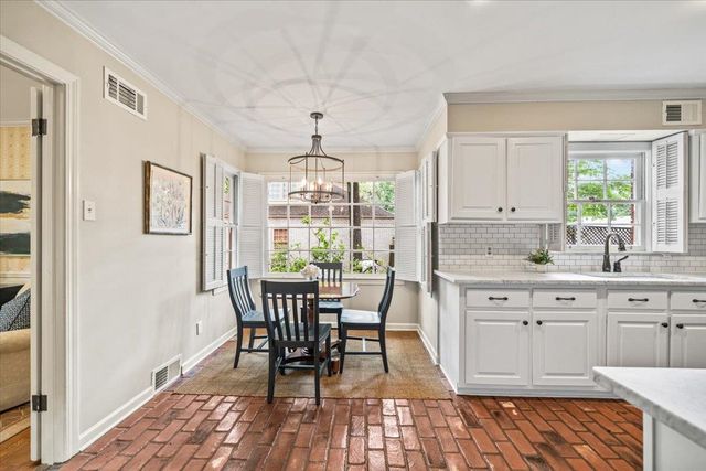 2345 KIRBY WOODS CV, Memphis, TN 38119