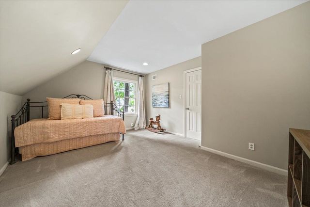 2345 KIRBY WOODS CV, Memphis, TN 38119