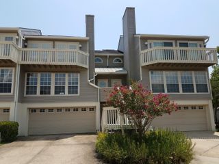 717 Bienville Boulevard, B-4, Ocean Springs, MS 39564