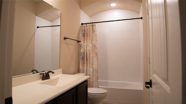 4702 Preserve Park Drive, Spring, TX 77389