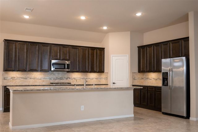 4702 Preserve Park Drive, Spring, TX 77389