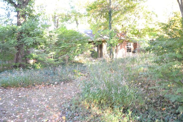 10465 Woodlawn Drive, Indianapolis, IN 46280