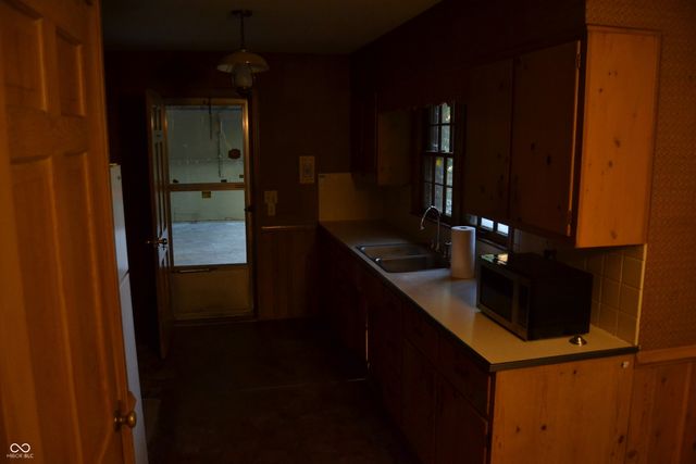 10465 Woodlawn Drive, Indianapolis, IN 46280