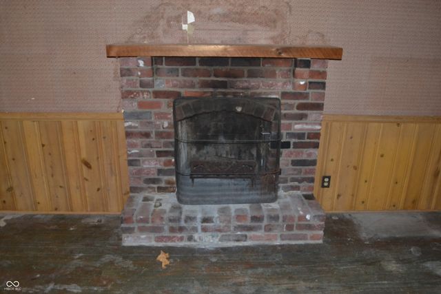 10465 Woodlawn Drive, Indianapolis, IN 46280