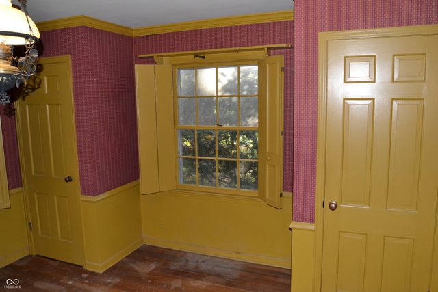 10465 Woodlawn Drive, Indianapolis, IN 46280