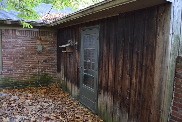 10465 Woodlawn Drive, Indianapolis, IN 46280