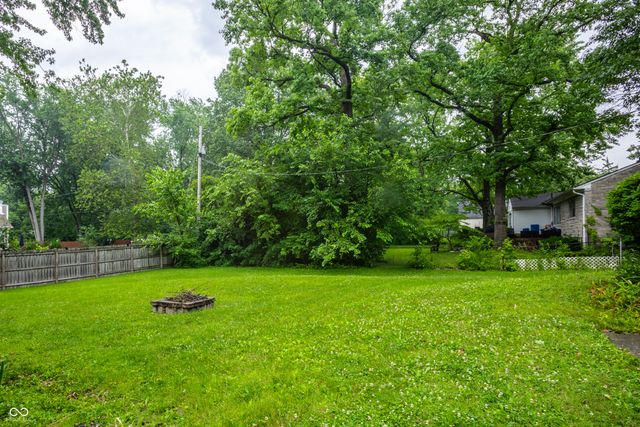 3404 Kessler Blvd E Drive, Indianapolis, IN 46220