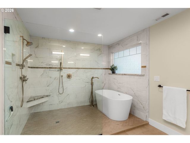 767 10TH St, Lake Oswego, OR 97034