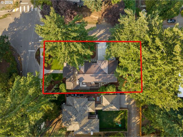 767 10TH St, Lake Oswego, OR 97034