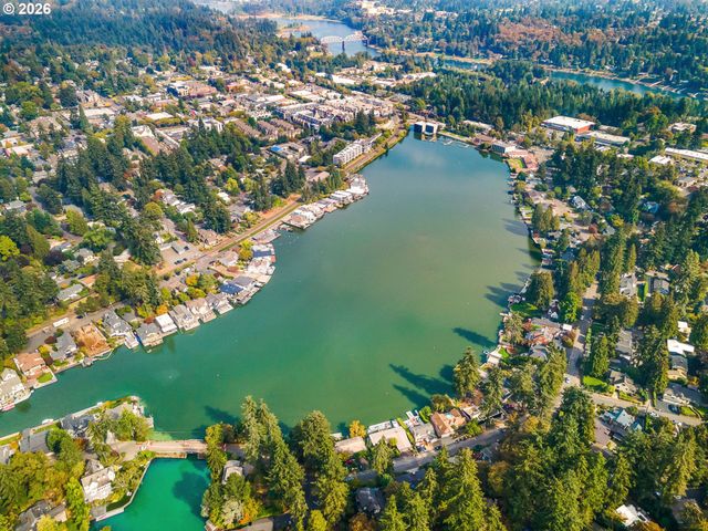 767 10TH St, Lake Oswego, OR 97034