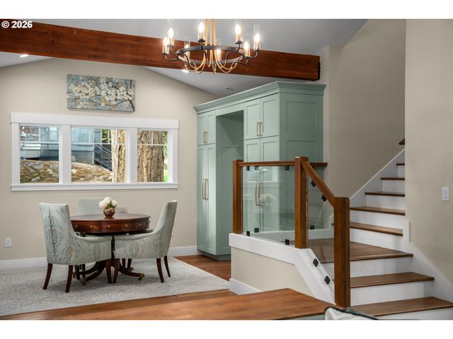 767 10TH St, Lake Oswego, OR 97034