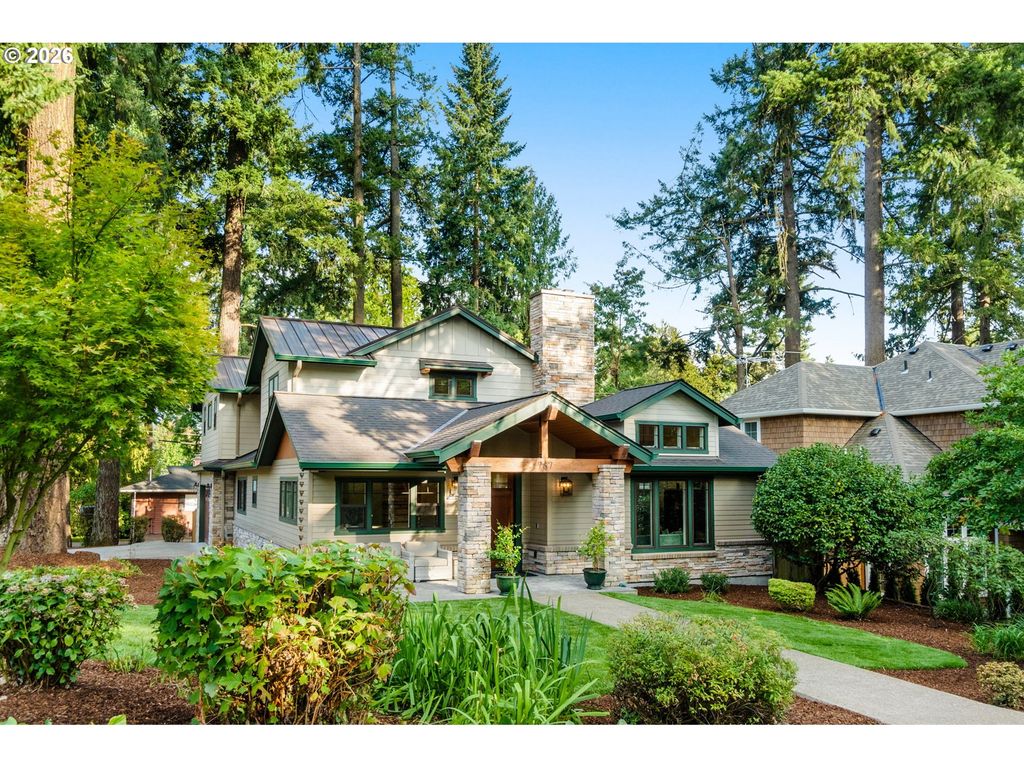 767 10TH St, Lake Oswego, OR 97034