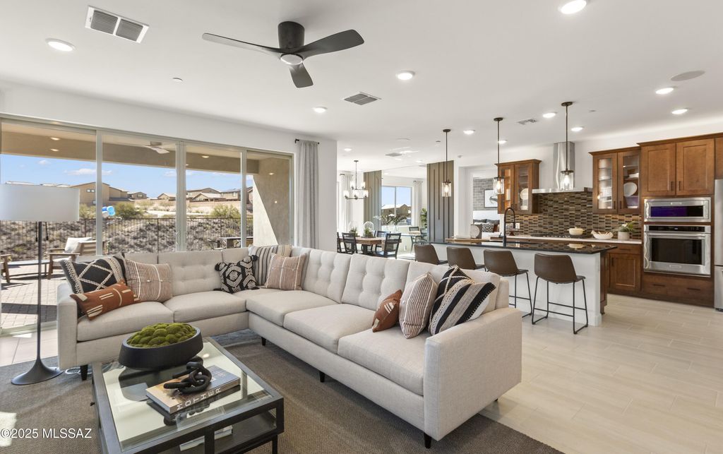 12794 E Tortoise Pointe Drive, Vail, AZ 85641