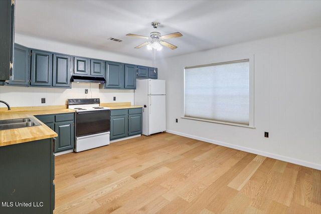 218 Applewood Lane, Brandon, MS 39042