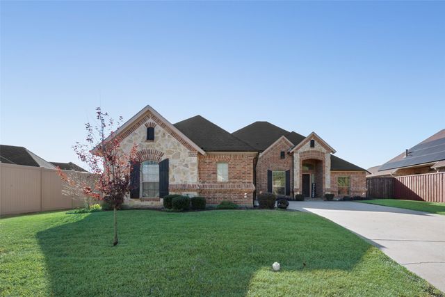 1404 Mossy Ridge, Desoto, TX 75115
